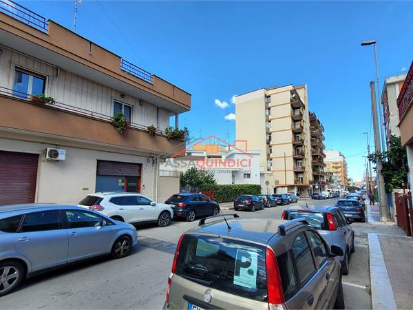 Magazzino in Vendita a Triggiano (BA) Via Kenendy 