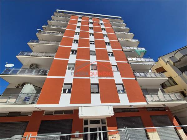 Appartamento  vendita a Triggiano (BA) Piazza Giovanni XXIII 5